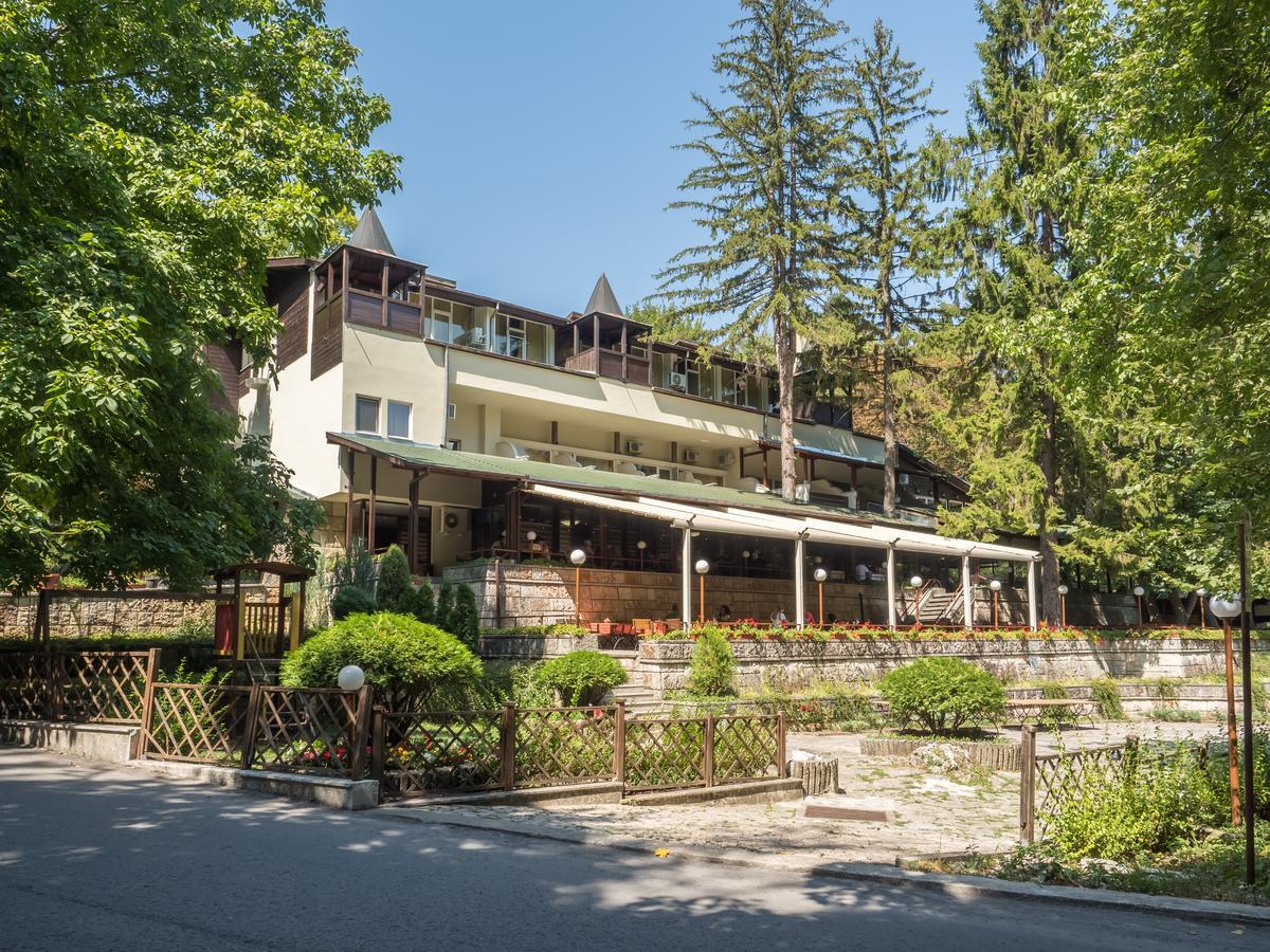 Family Park Hotel Kyoshkove Schumen Exterior foto